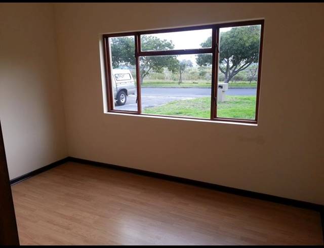 4 BEDROOM PROPERTY TO RENT IN MONTE VISTA